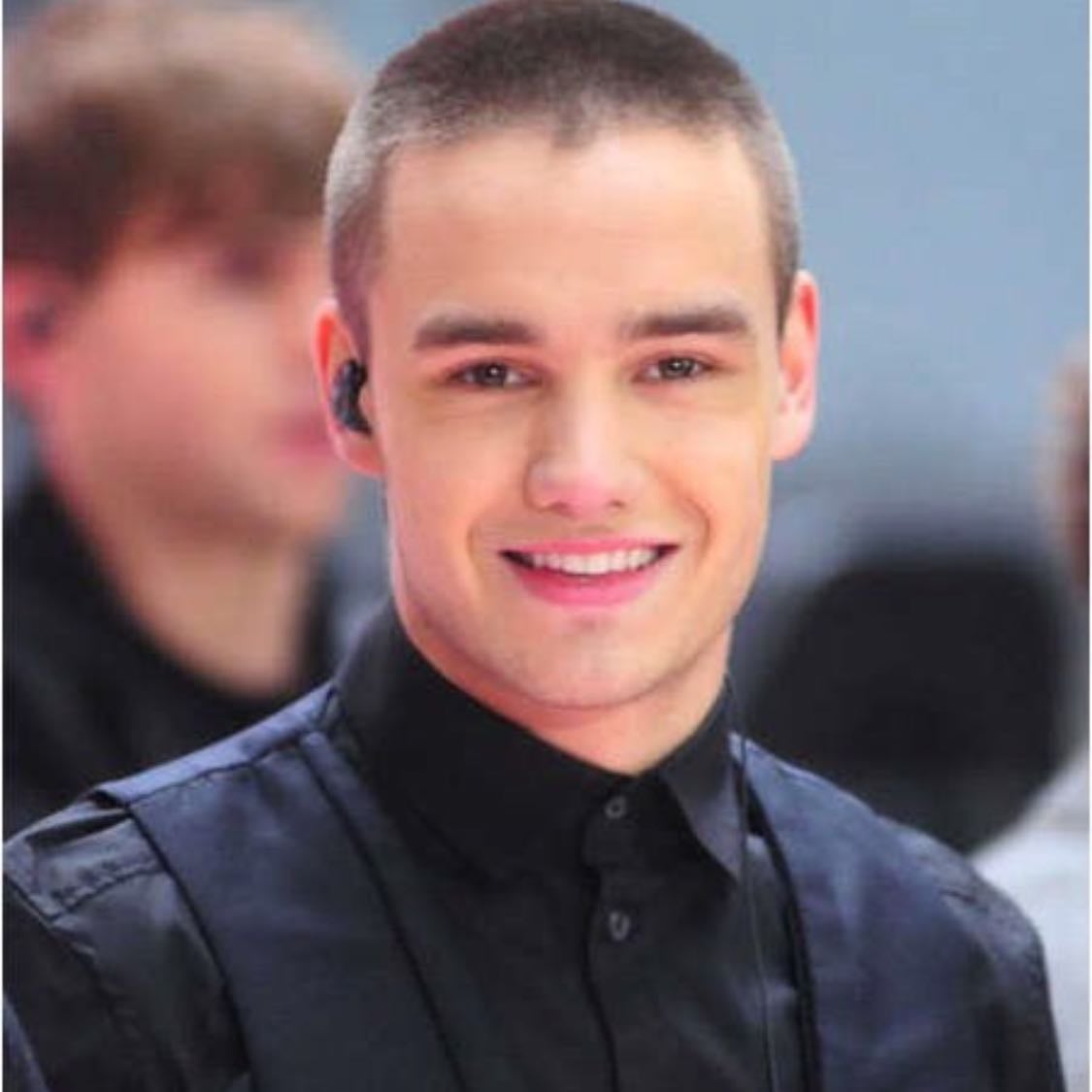 8. - WELL WHAT DO U BRING LIAM NO HAIR!! IM SORRY I HAD TO-