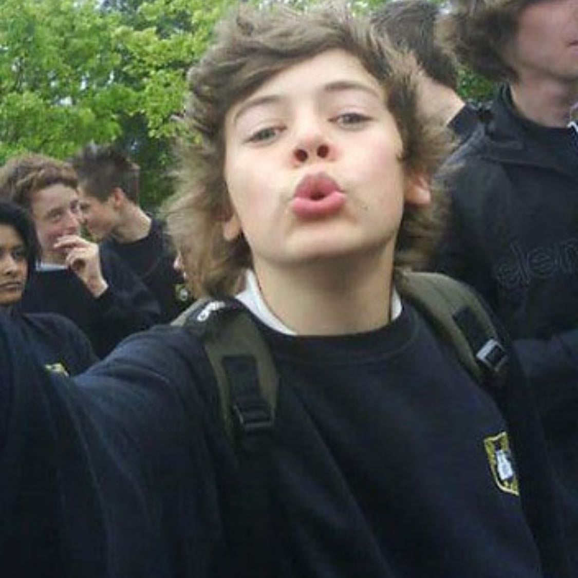 5. - SMOL HAZZA i feel like we have all seen the Pinterest post with this as the cover explained how they never finished shxool-