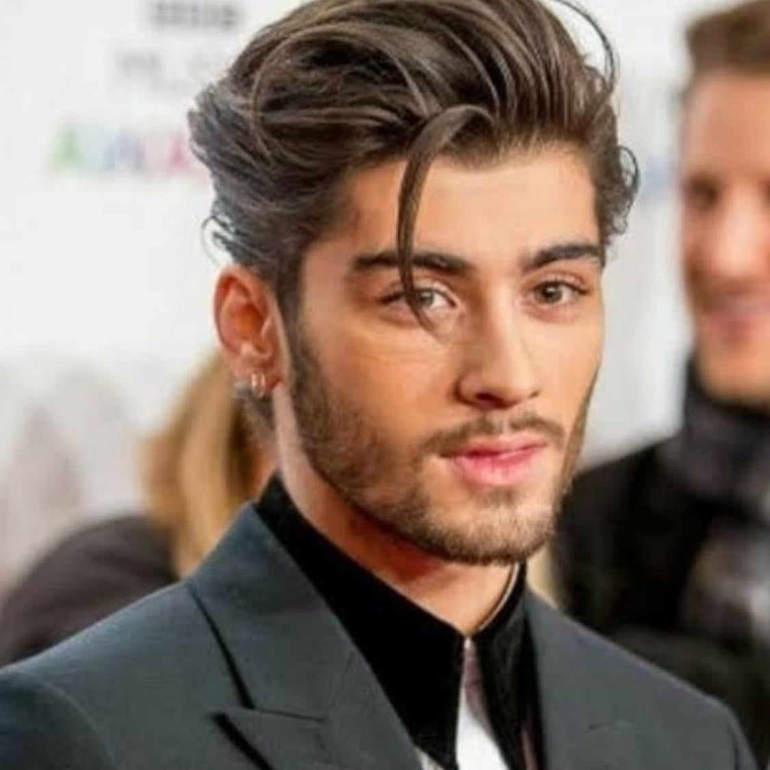 2. - IM DEAD ‘i know right im not real’ HES A HOLOGRAM!
