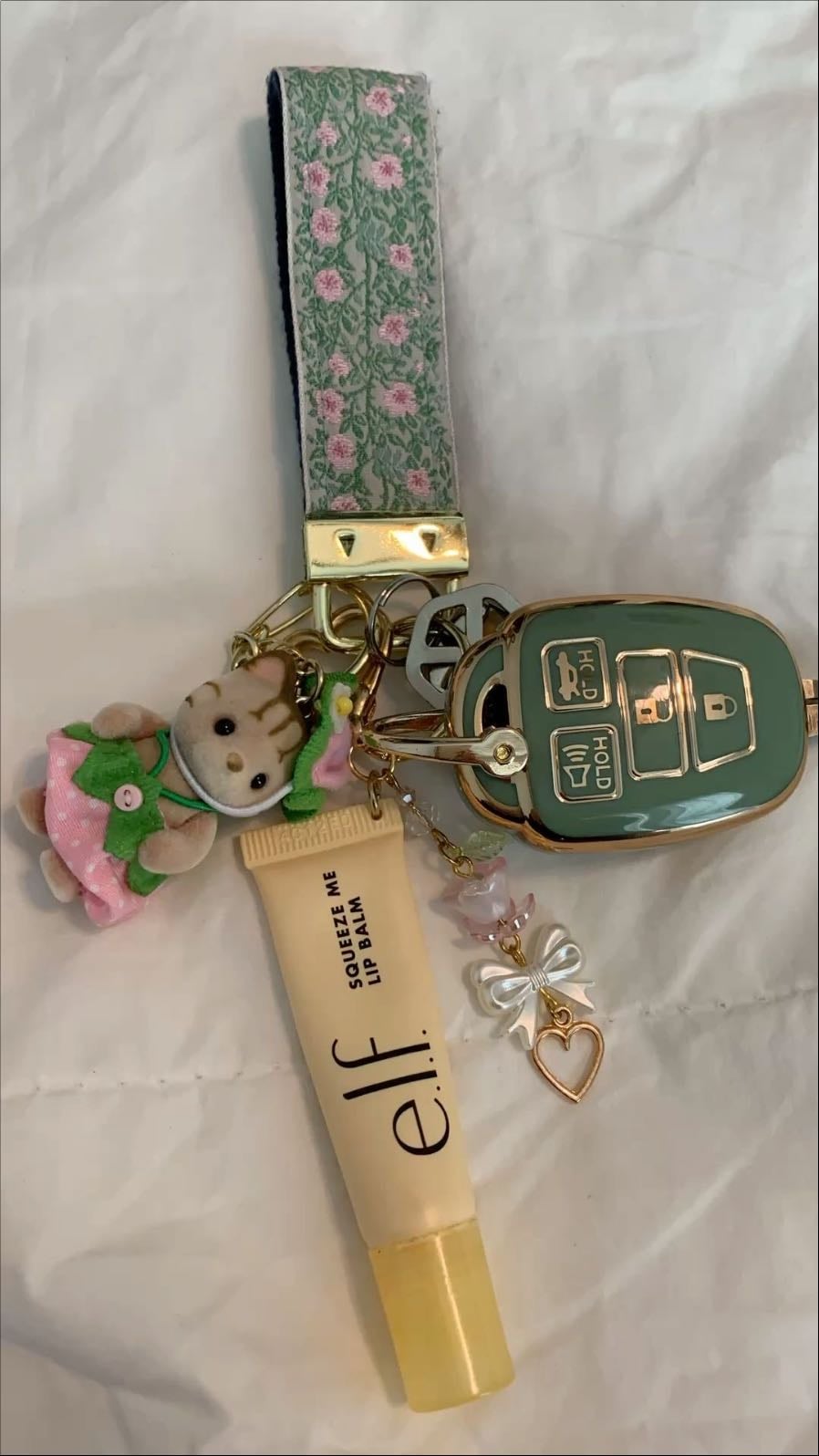 Keychain holding cute stuff
