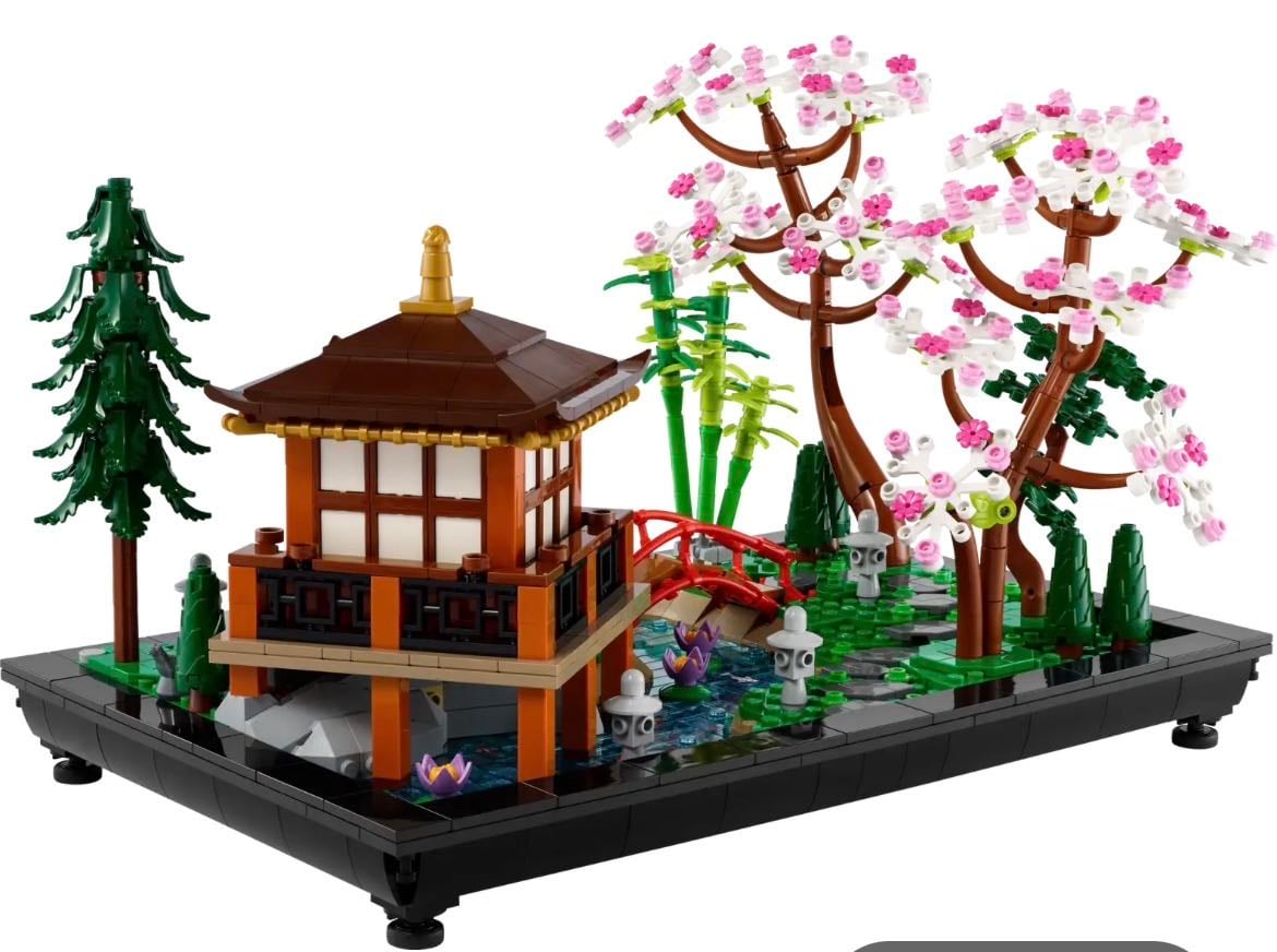 Tranquil garden - https://www.lego.com/en-us/product/tranquil-garden-10315
