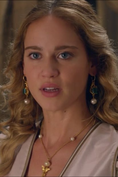 Simonetta Vespucci - enfermedad terminal por haber sido encerrada por su esposo