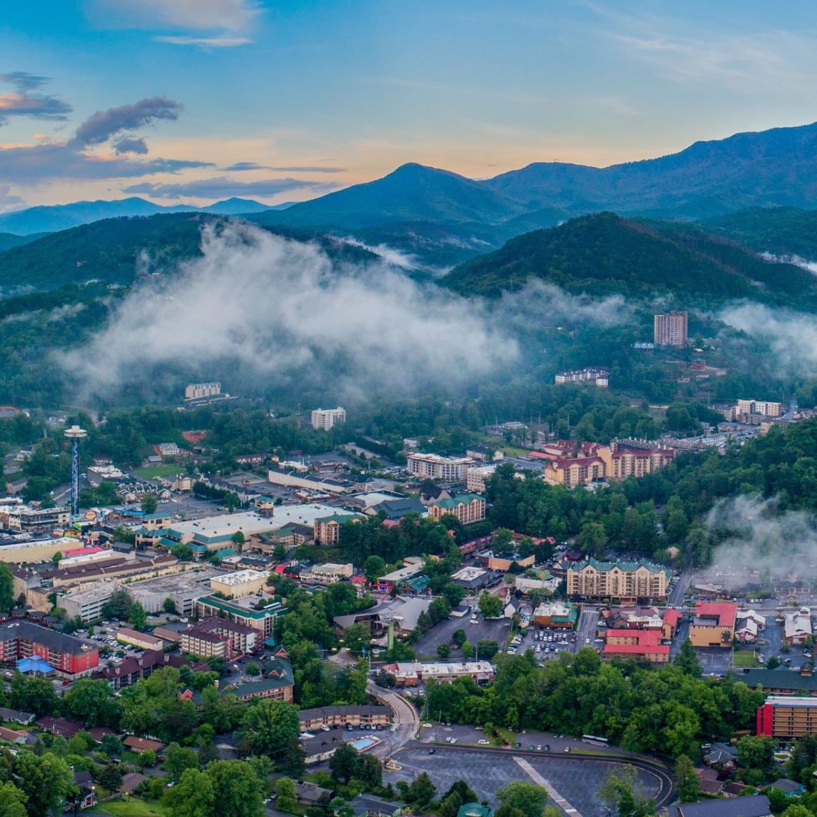 Gatlinburg + Pigeon Forge