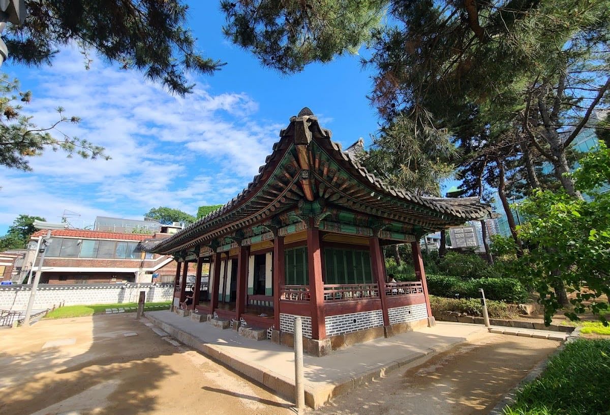 Yongyangbongjeojeong Pavilion