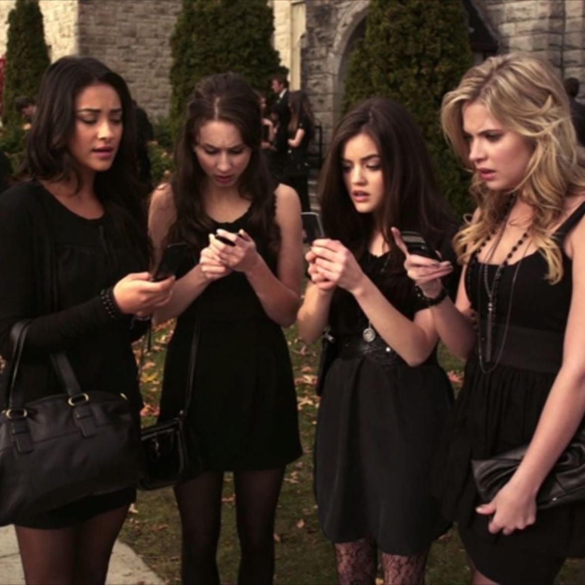 Pretty Little Liars - I. Marlene King · 2010