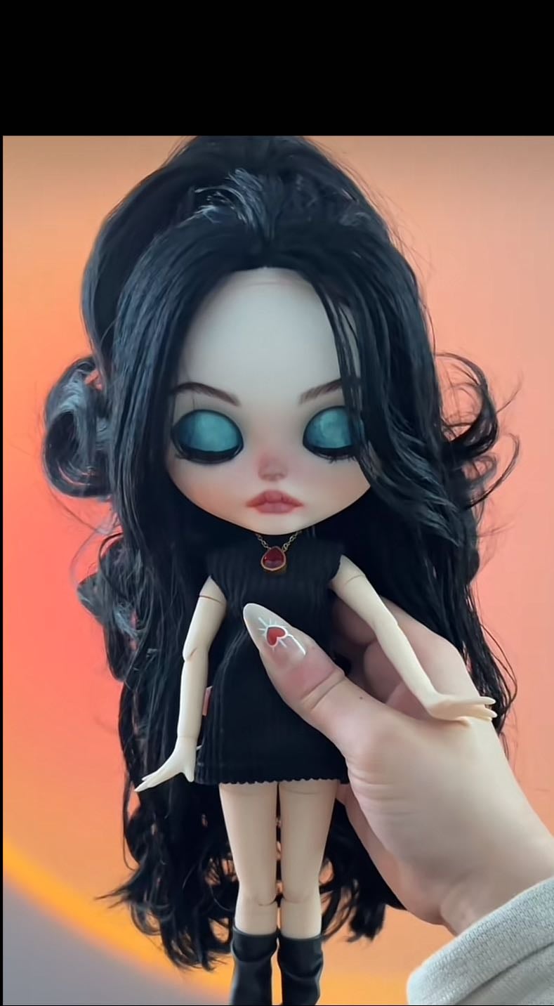 Elaine - The Love Witch