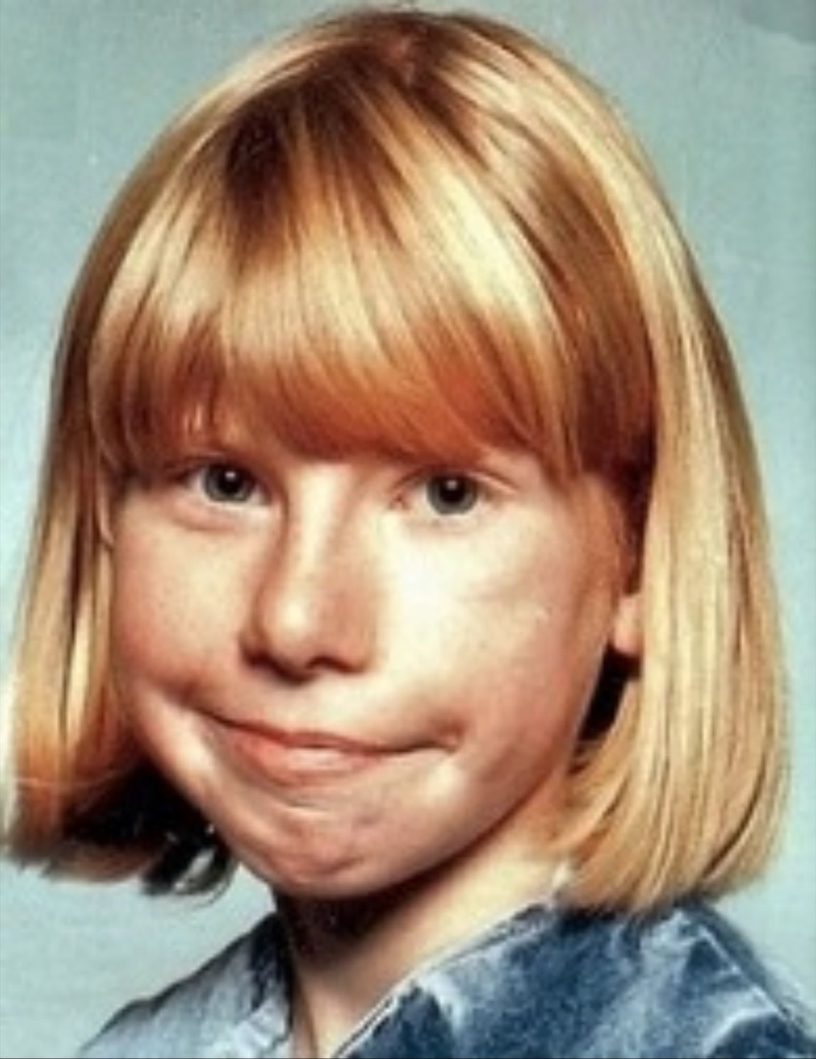 naomi smith - left her house to drop off a letter and was found dead in a park.