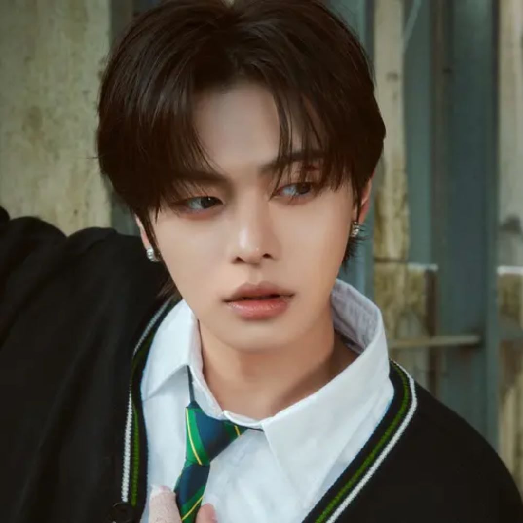 LEO - Artist