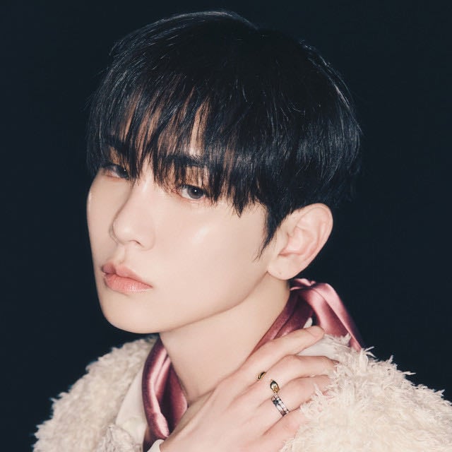 KEY - Artist