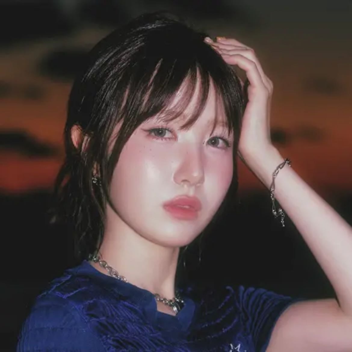 HITOMI - Artist