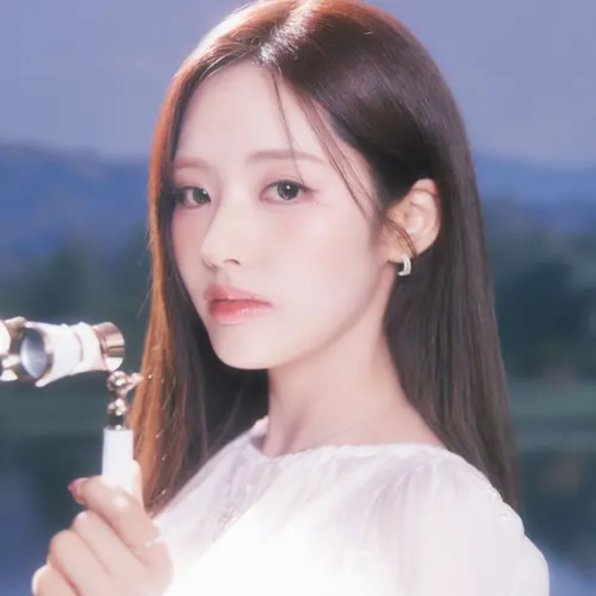 JIWON - Artist