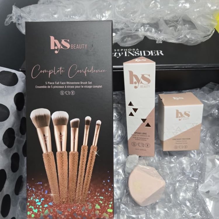 brochas de lys beauty