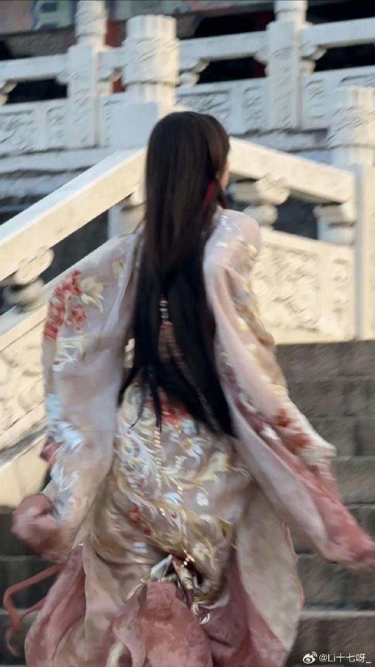 Wear asian traditional dress