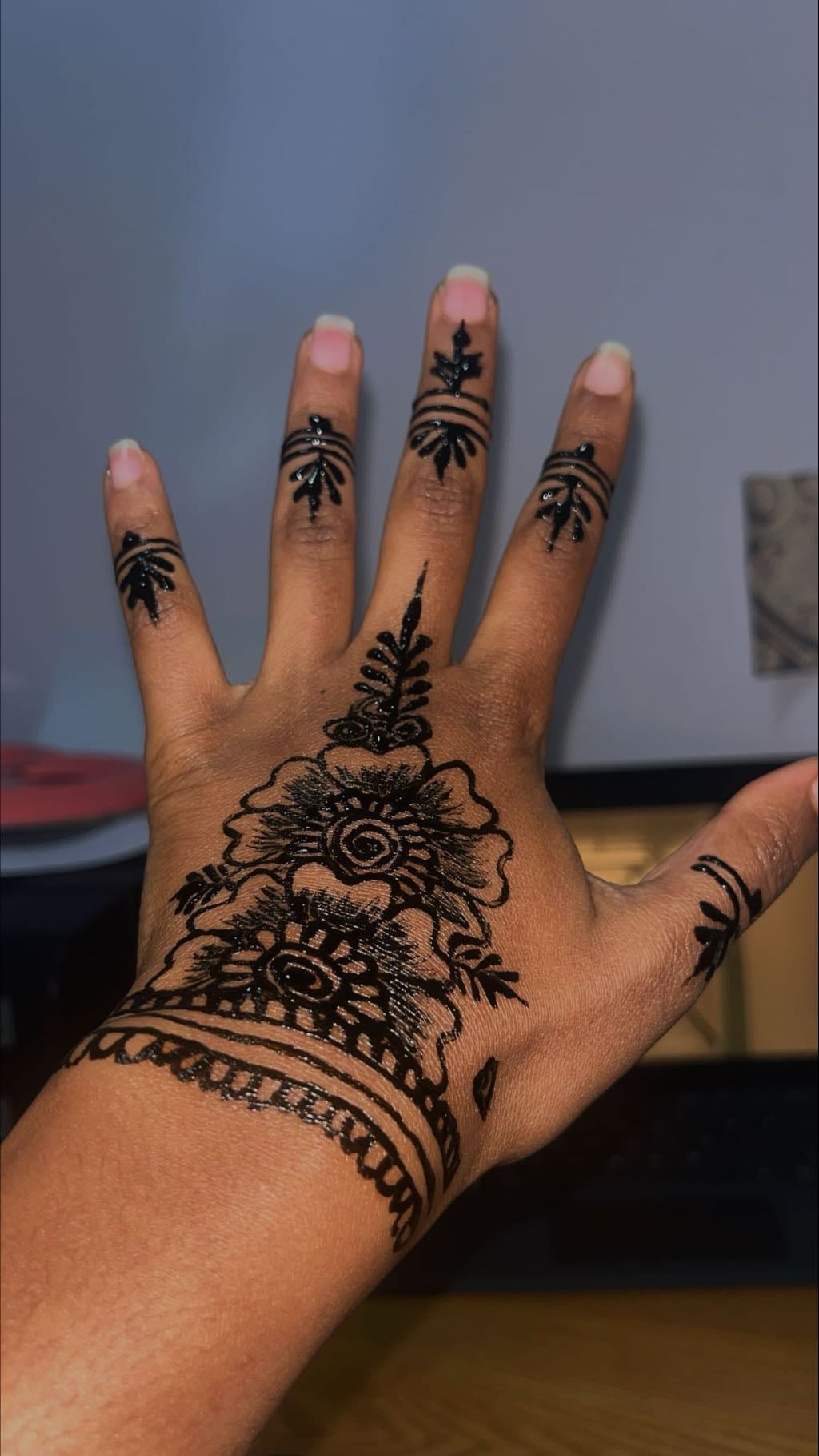 Henna art