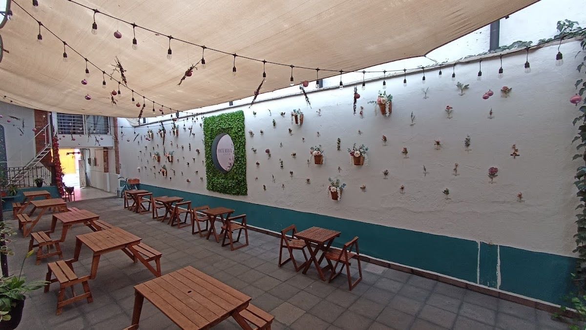 Artemisa Café