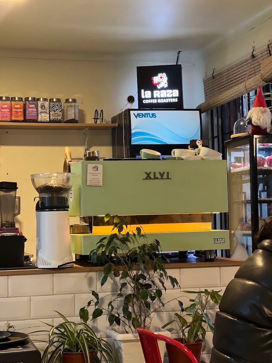 La raza coffee