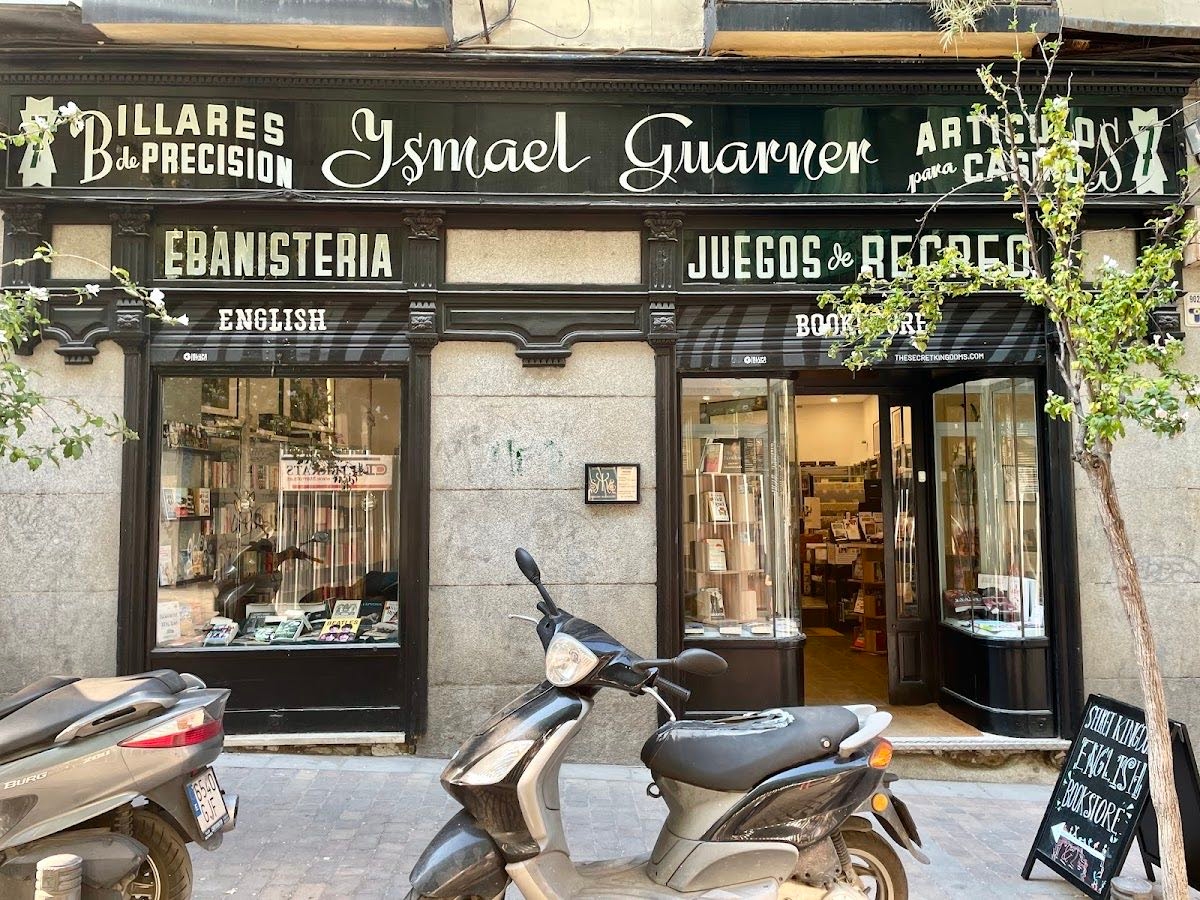 The Secret Kingdoms - English bookstore