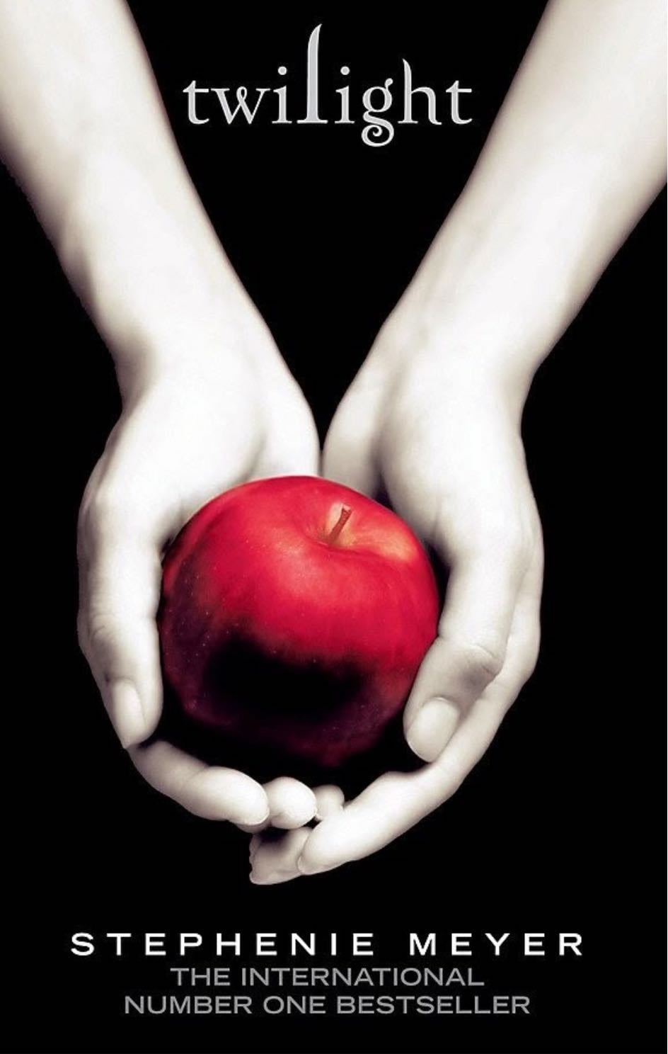 Twilight - Stephenie Meyer · 2005