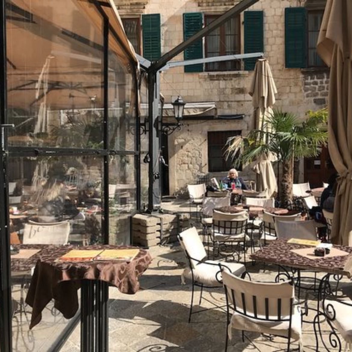 Cesare old town restaurant