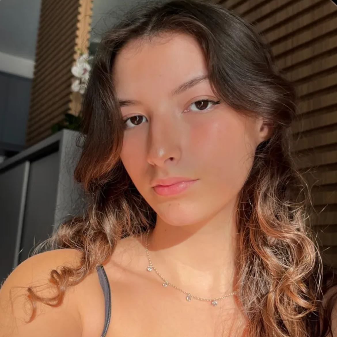 Luana english