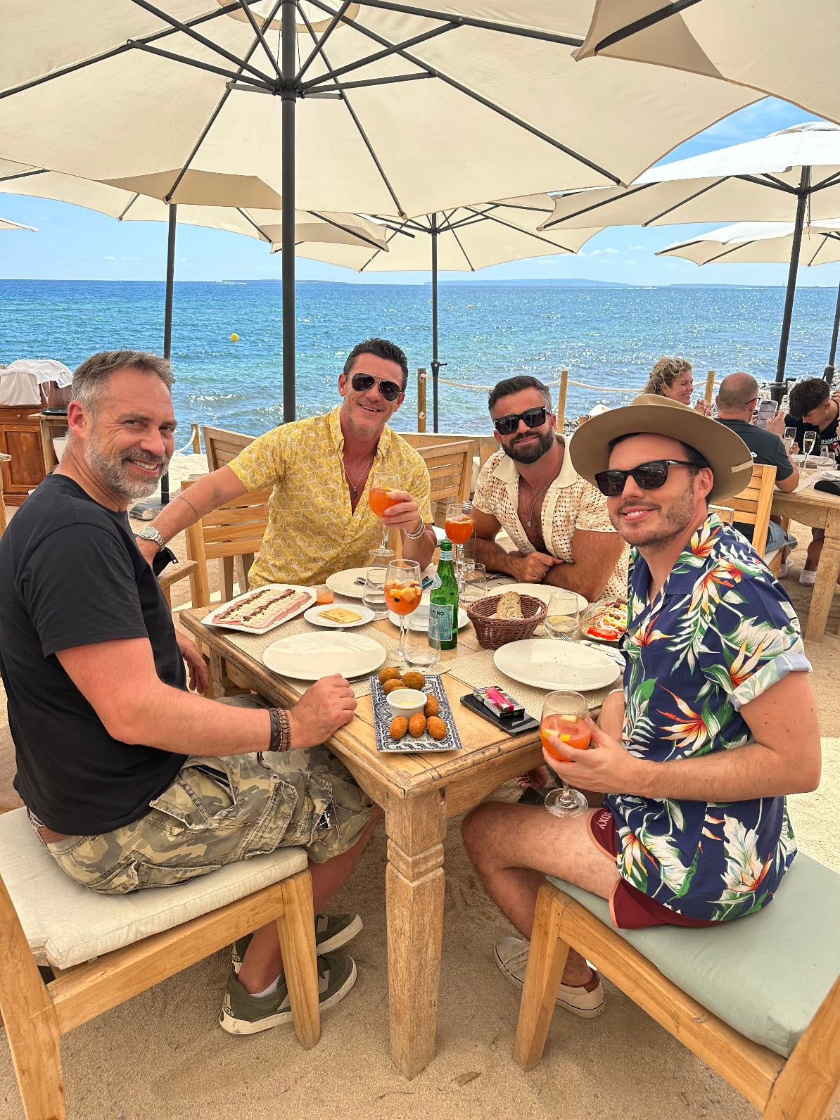 Escollera - Beach side restaurant with stunning views and tasty dishes