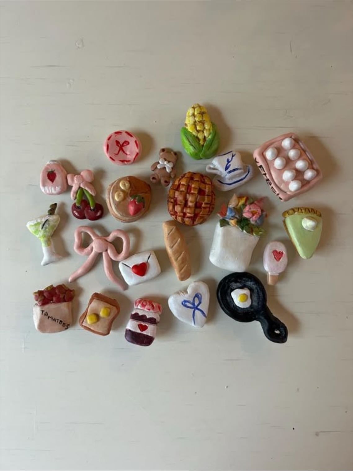 Make things out of clay