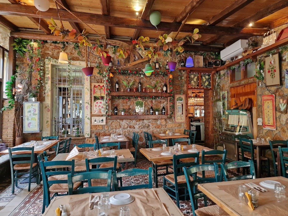 Λεμονοκηπος - Wine Restaurant