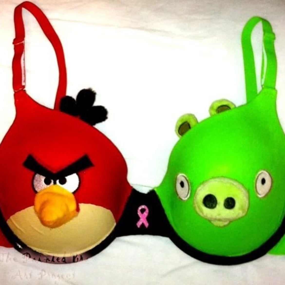 sutia angry birds - mnao olha essa roupa😜