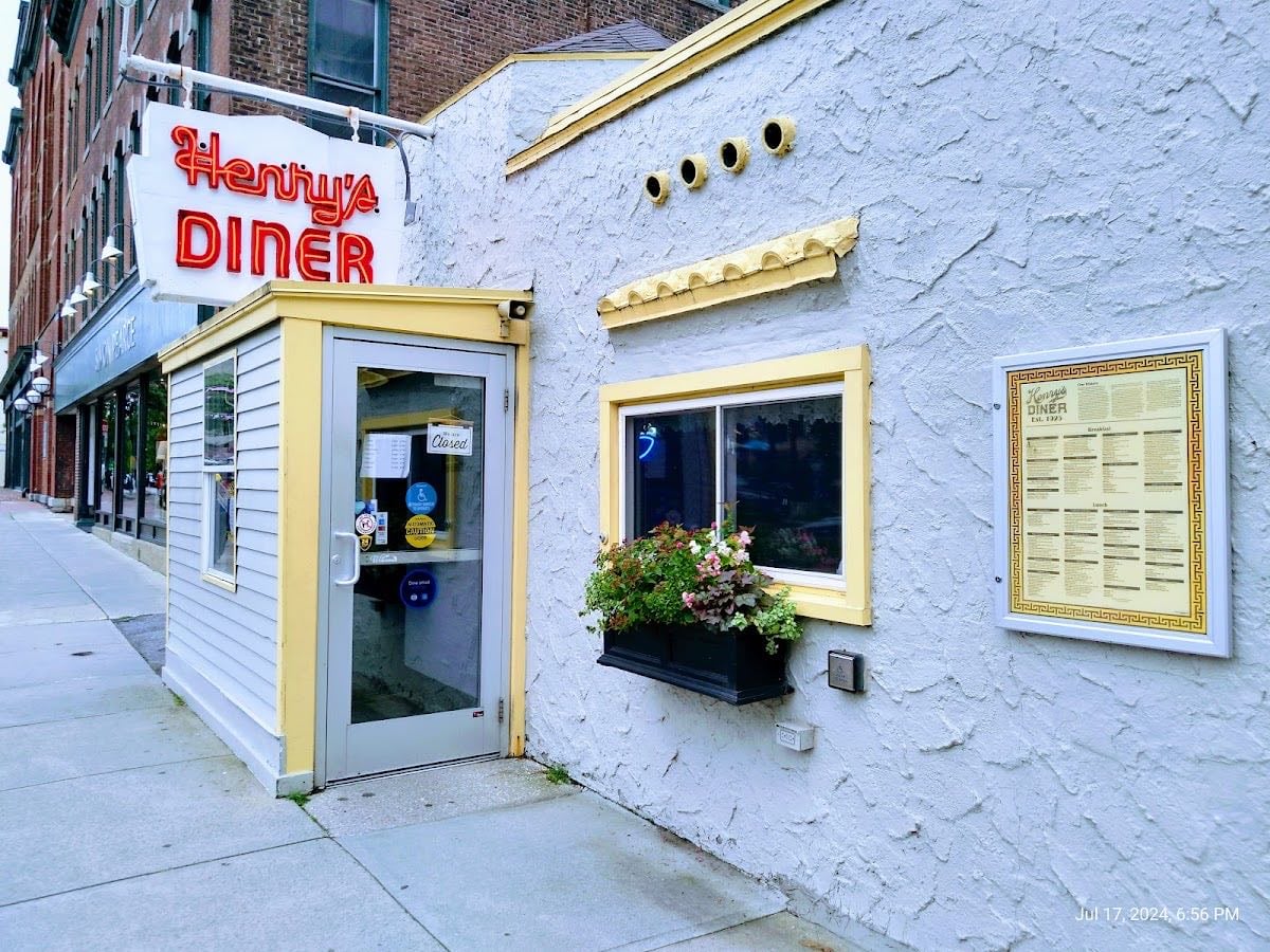 Henry's Diner - Morgenmad