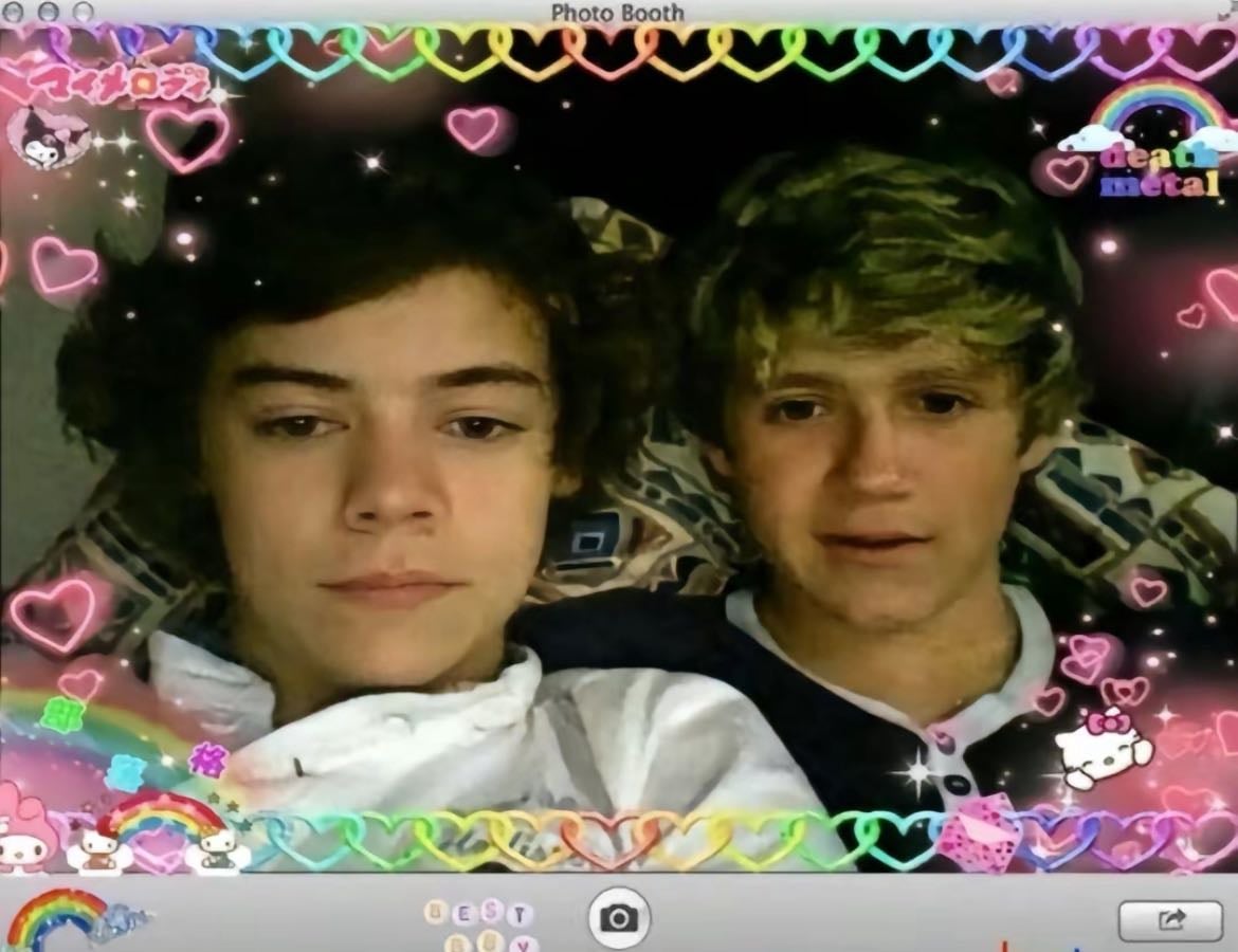 Your favorite picture on your favorite artist!<3