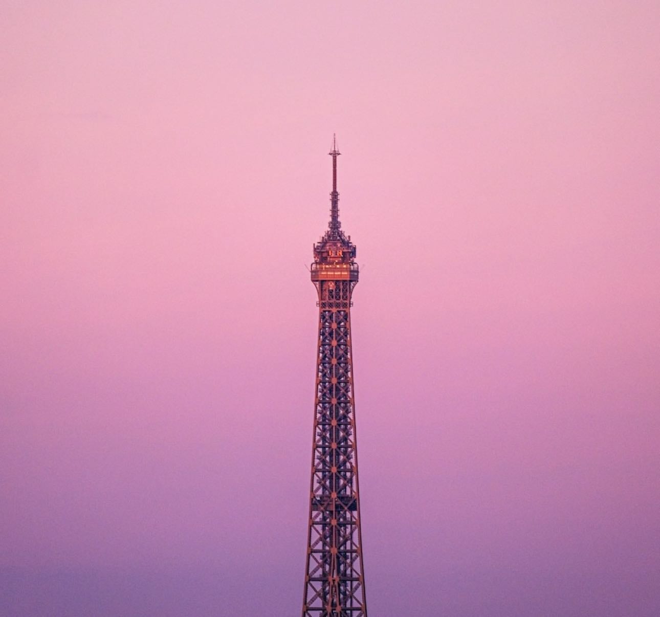 Paris 12/2025