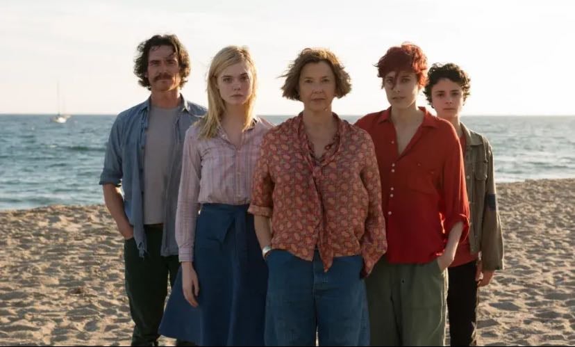 Mujeres del siglo XX - Mike Mills · 2016