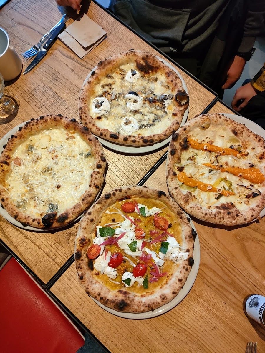 Can Pizza Poblenou