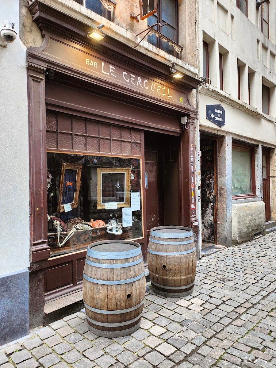 Le Cercueil