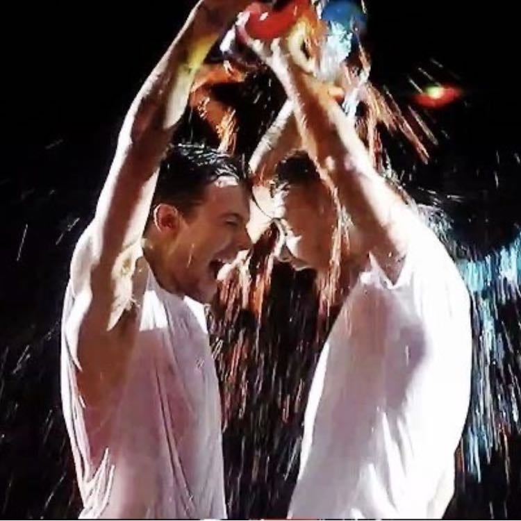 Liam and Louis water fights