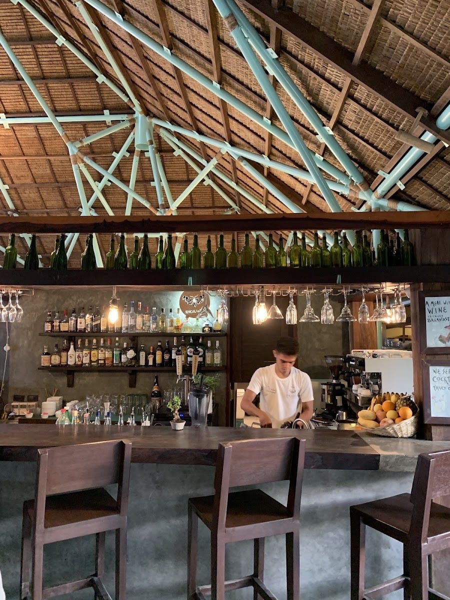 Bravo Restaurant - Restaurante español, bastante ambiente
