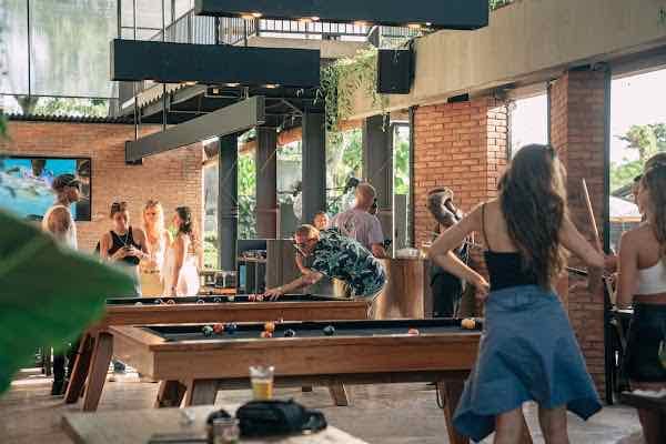 The Bench Brewery Uluwatu - live music & good vibes