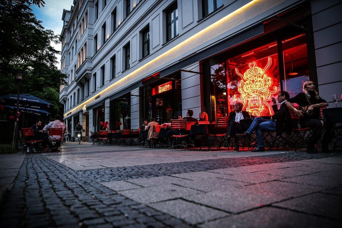 Enter The Dragon - Restaurant, Bar & Nachtclub