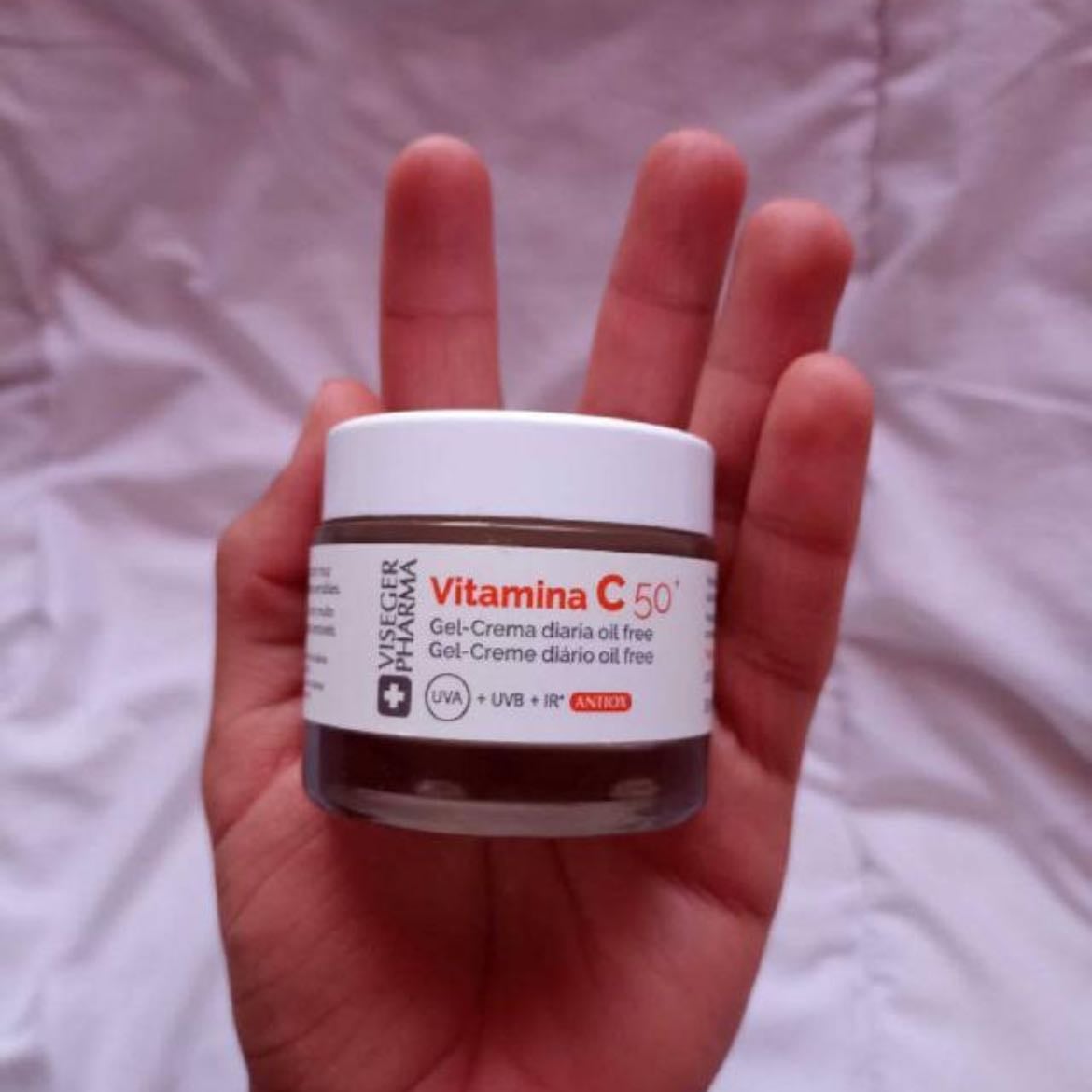 7. Crema hidratante Vitamina C + Protector 50 - Mercadona