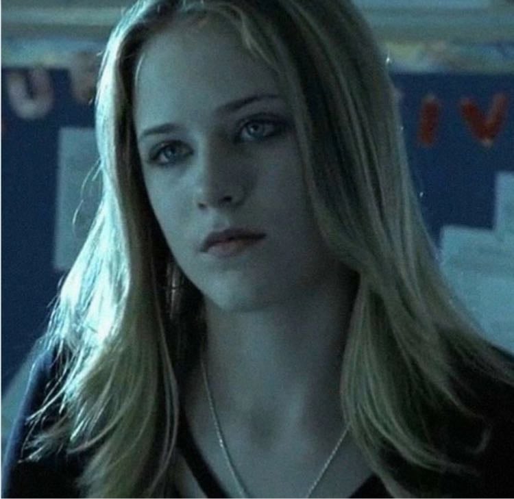 Tracy Freeland - Thirteen