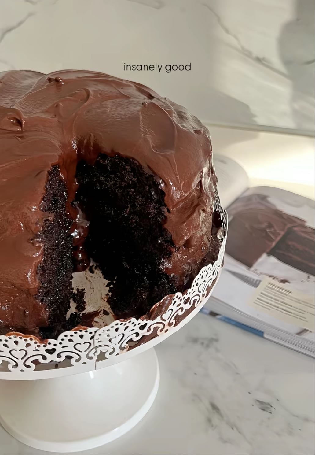 pastel de chocolate (como el de matilda)
