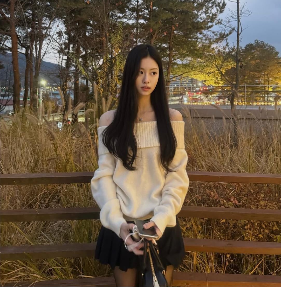 fav songs atm - Music hypelist by BORA 馃
