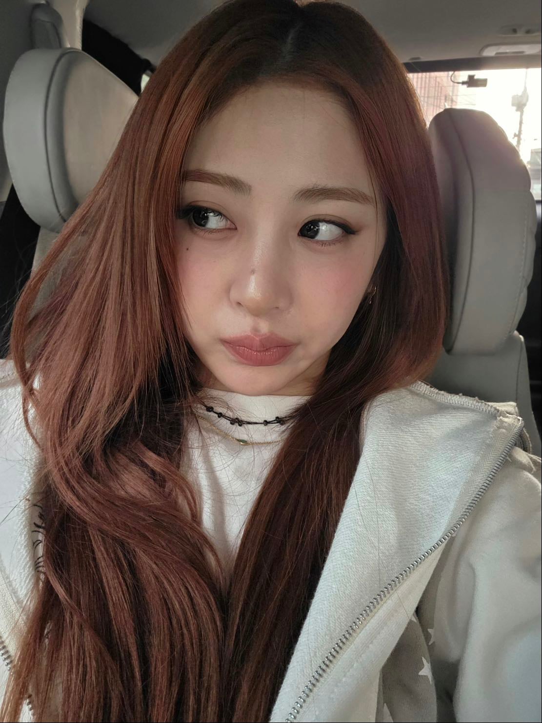 YUNJIN