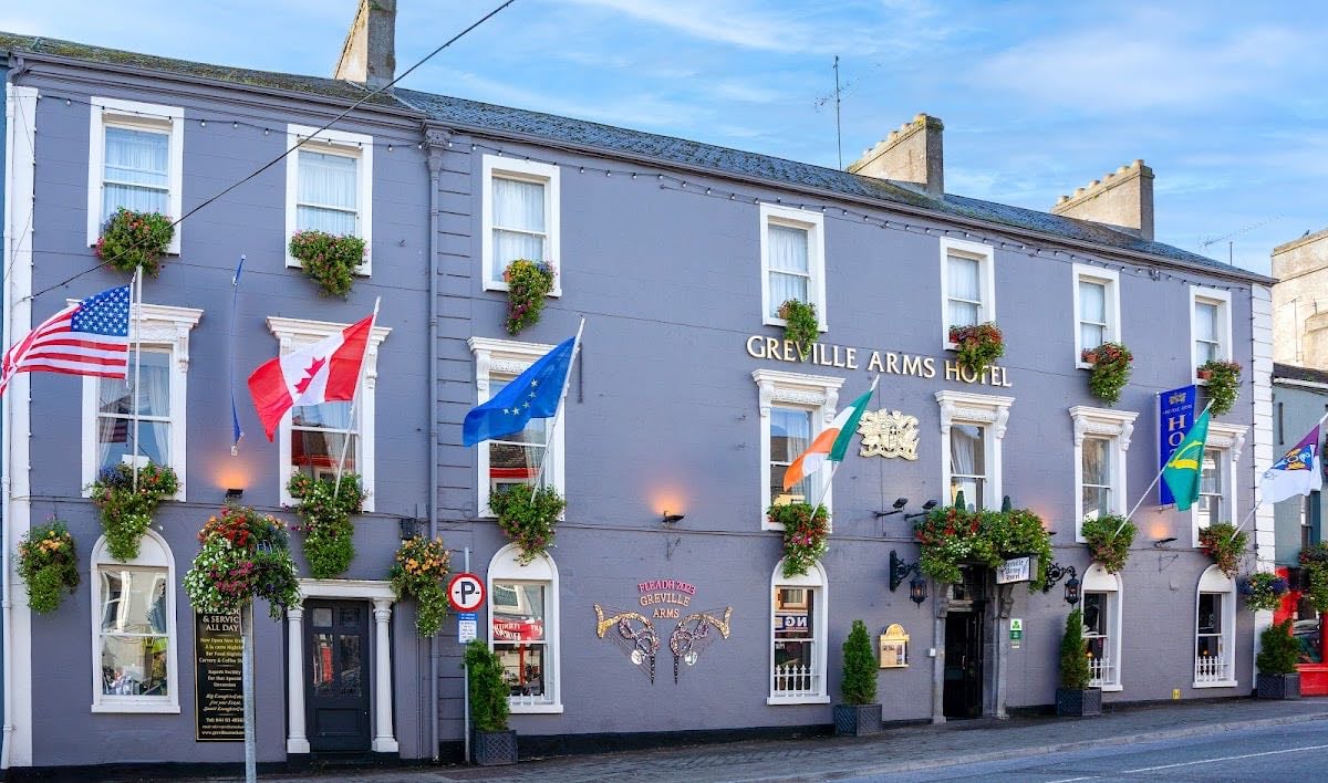 Greville Arms Hotel - one direction 2012+2013 Brit awards are in here!