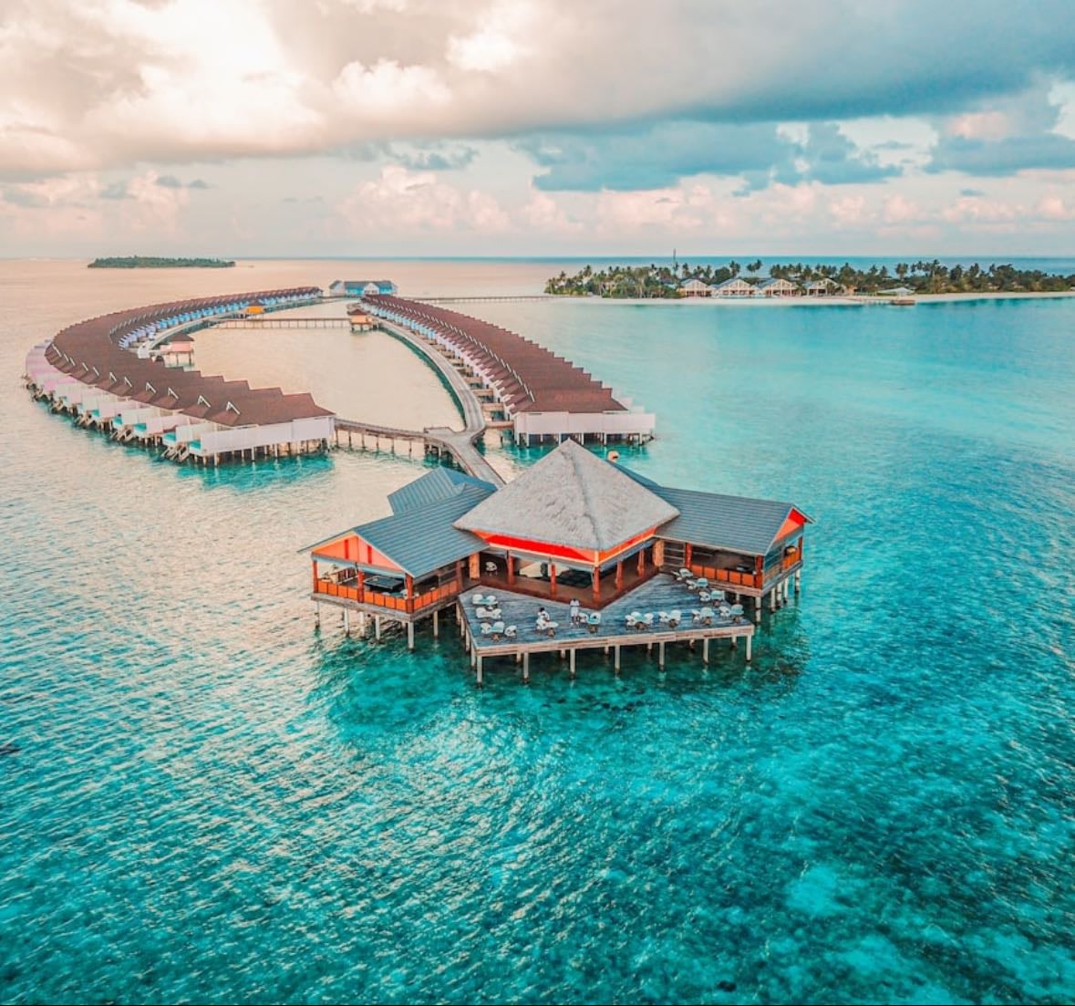 M a l d i v a s 🇲🇻 - Places hypelist by Mélanie velazquez