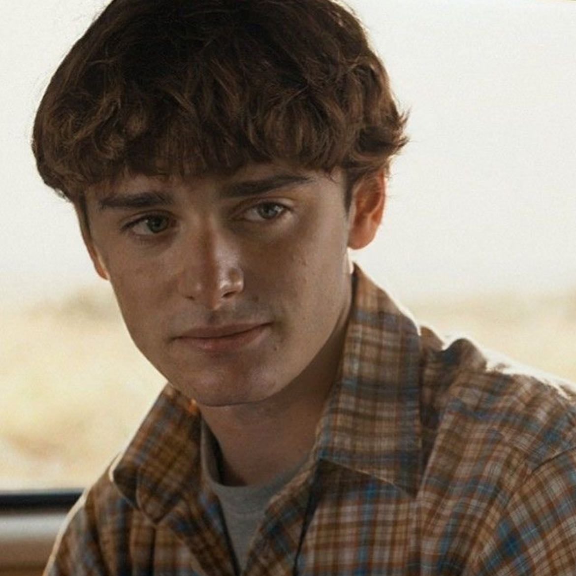will byers - most iconic hair (after steve ofc)