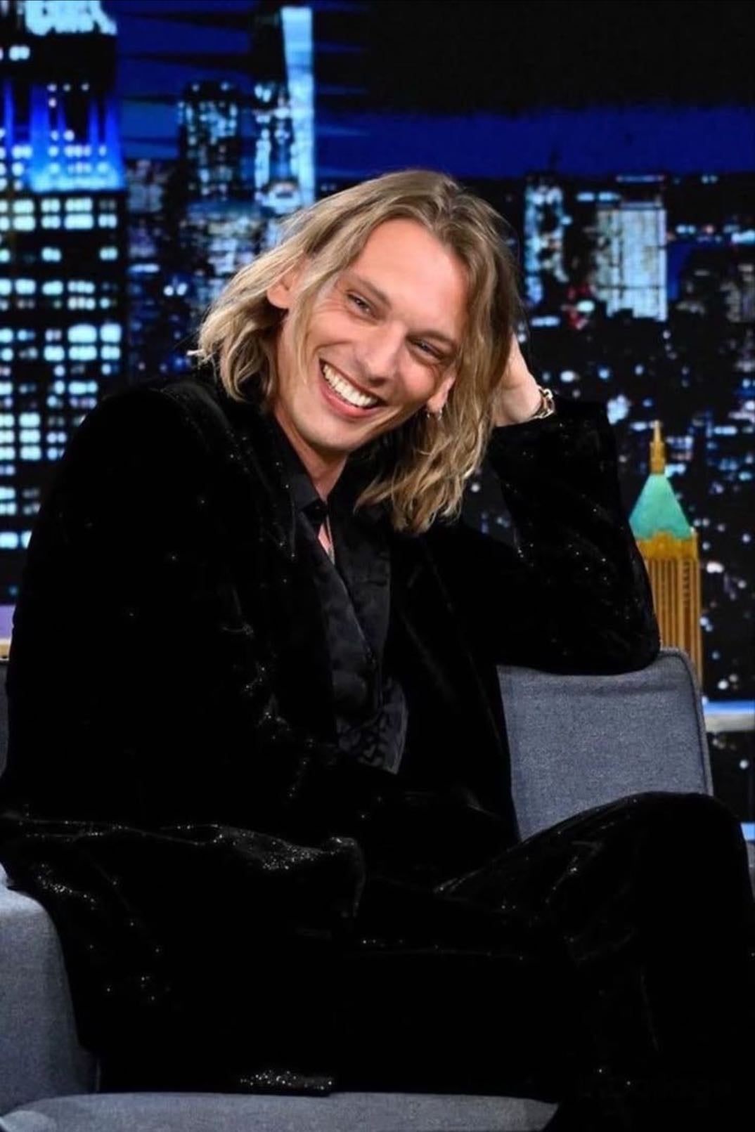 jamie campbell bower - MY LOVEEEE