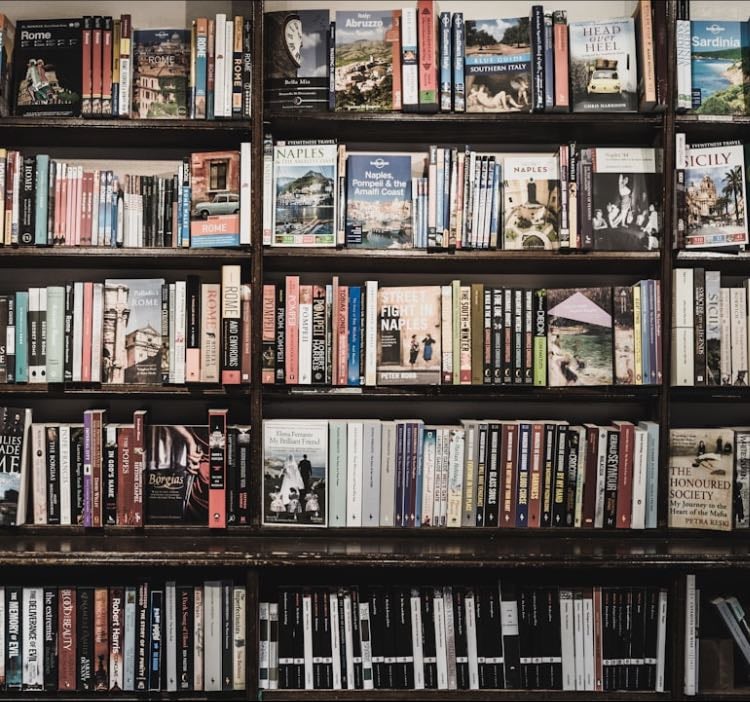 books - Books hypelist by gippp 🪩