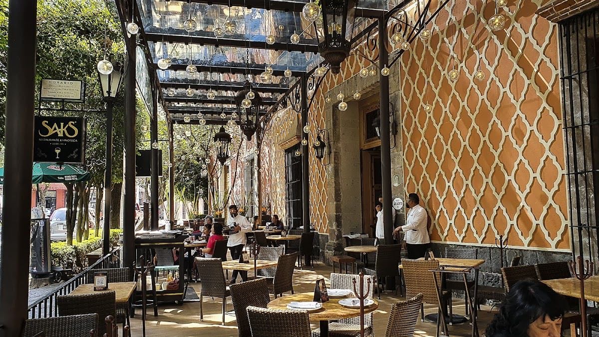 Saks San Ángel - Para Desayunar