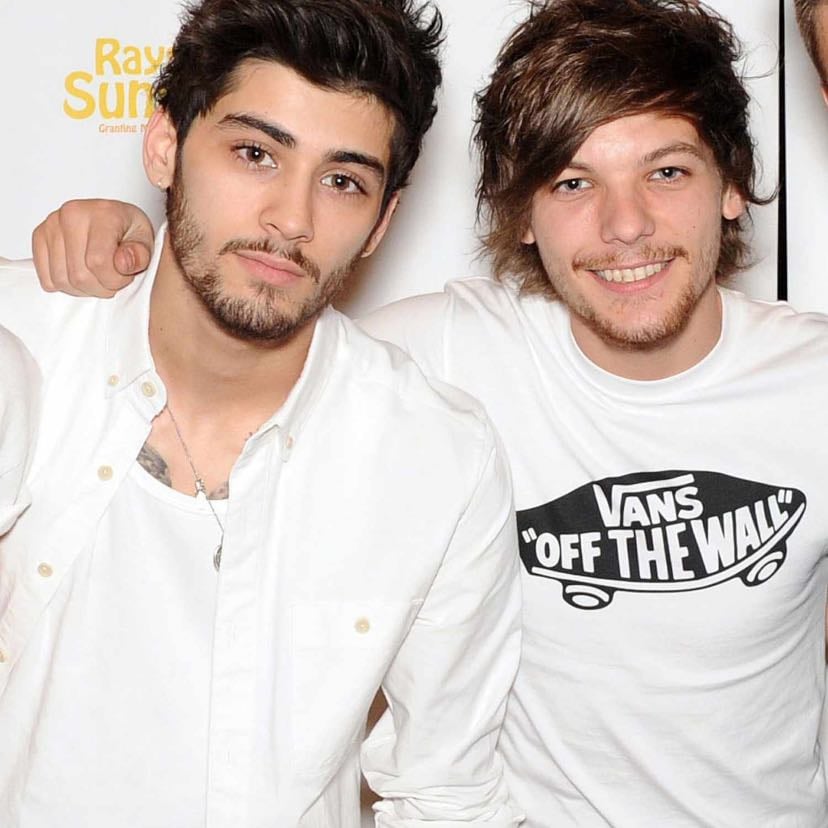 Zouis๐๐ - So happy their friends again because I was not planning for Louis to be at Zaynโs concert but Iโm glad it happened!!
